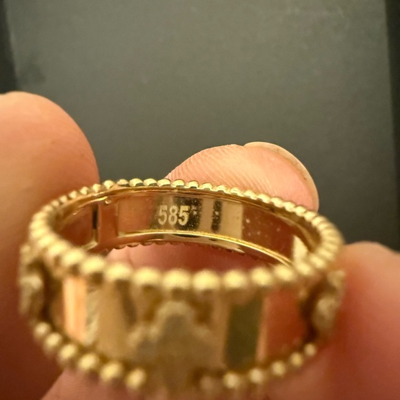 14 karat solid gold set - Picture 5 of 11